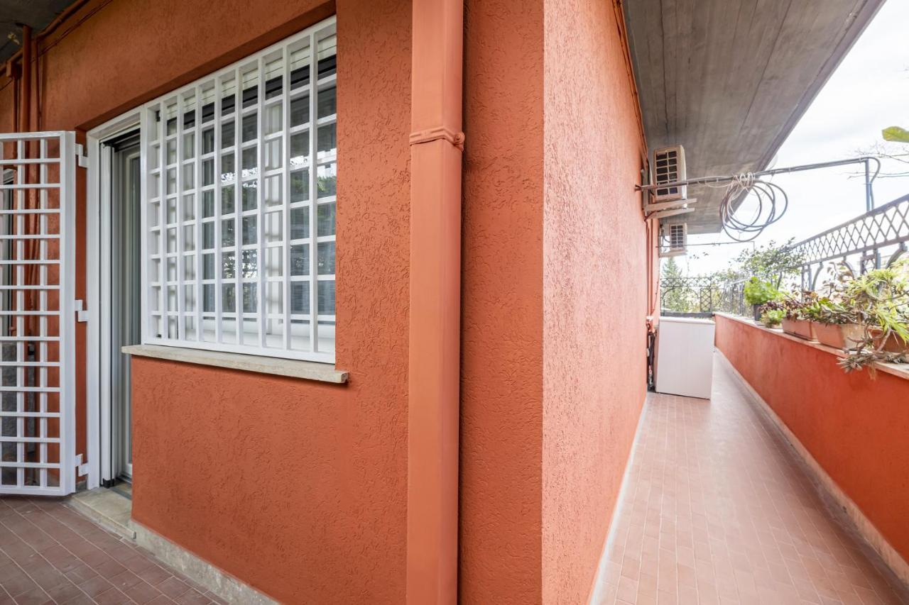 רומא Luminoso Appartamento Con Terrazzo A La Storta מראה חיצוני תמונה