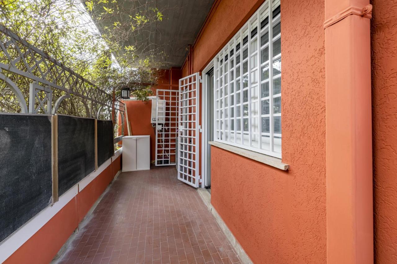 רומא Luminoso Appartamento Con Terrazzo A La Storta מראה חיצוני תמונה