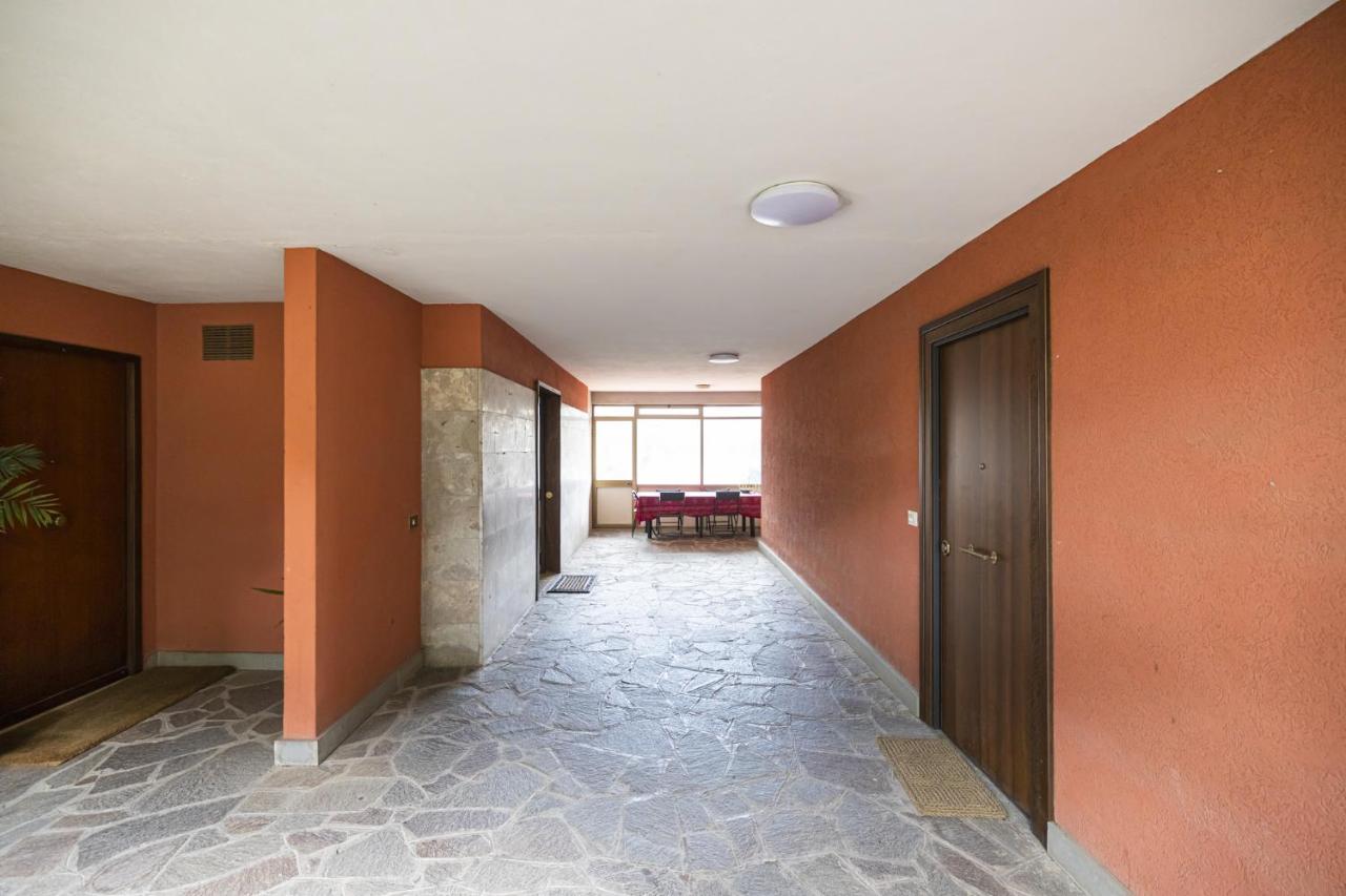 רומא Luminoso Appartamento Con Terrazzo A La Storta מראה חיצוני תמונה